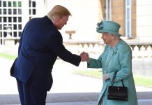 特朗普訪英 讚女王「偉大的女性」