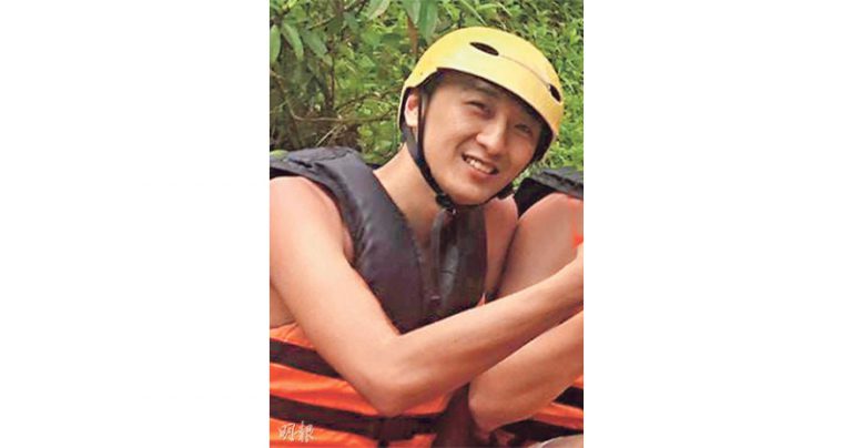 周梓樂今晨不治。