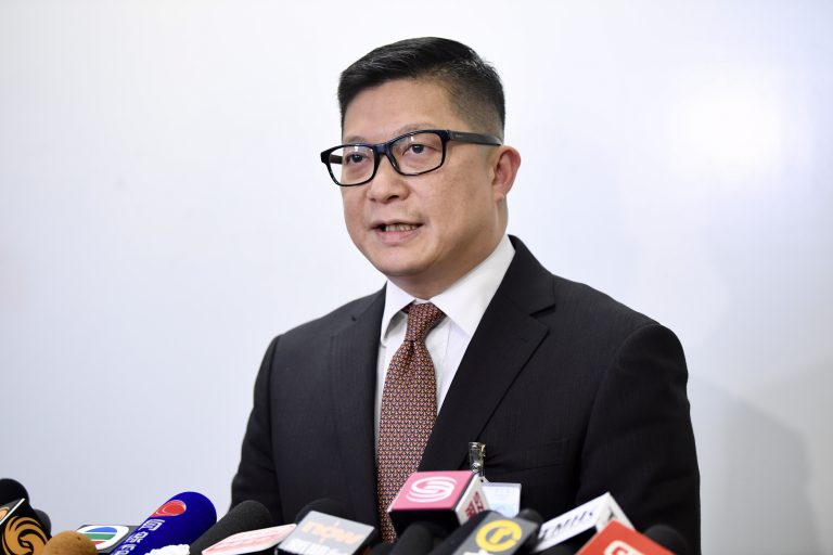 鄧炳強表示， 警方將會有信心應對各種挑戰，切實維護香港社會治安及國家安全。（中通社）