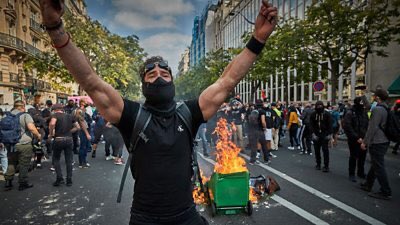 法國示威者再次上街。﹙互聯網﹚