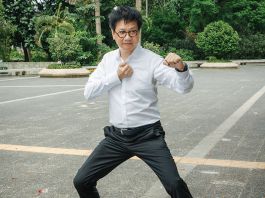 【封面故事】（2）鐵拳裁判官黃汝榮　泰拳高手　跆拳道黑帶