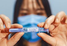 【新型肺炎】5.6萬人接種國產疫苗境內外疫區零感染　料明年生產逾億劑