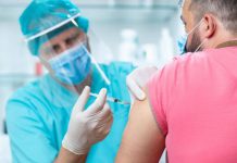 【新型肺炎】英國二人接種輝瑞疫苗後過敏　當局籲有嚴重過敏史者不要接種
