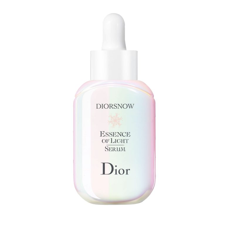 Dior 雪凝亮白光肌精華素（升級版） $1,250/50ml：配方蘊含88%天然成分，並揉合D-NA重啟自生光科技，進一步昇華亮白效能，深層滲透肌膚，啟動肌膚蛻變，重煥肌膚的剔透度和自然光澤。