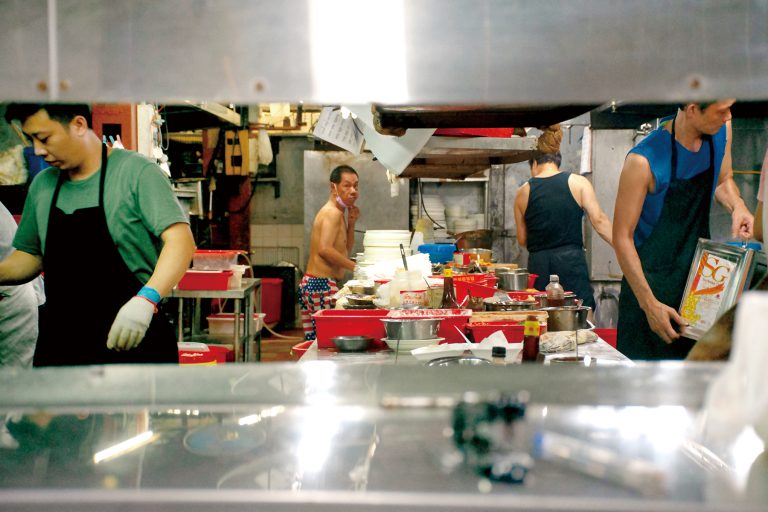 熟食市場清拆，在內工作多年的員工可能失業。