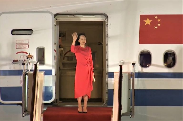 中國電訊設備商華為副董事長孟晚舟周六晚返抵中國。