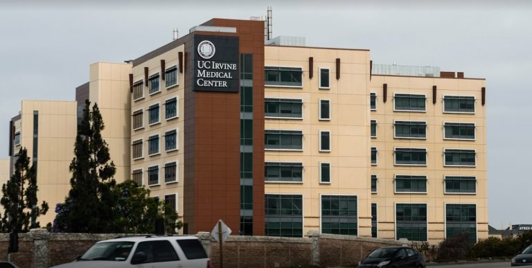 美國加州大學爾灣分校醫療中心。﹙互聯網﹚