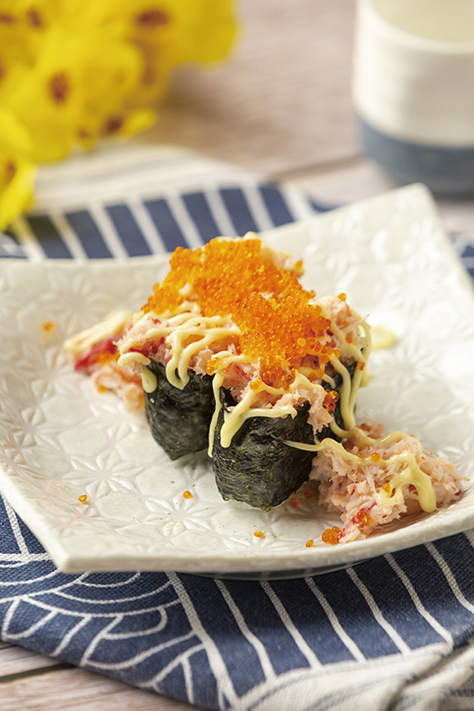 鮮甜無比的松葉蟹壽司，吃夠了
肉類，不妨嘗嘗這個中和一下油
脂感。