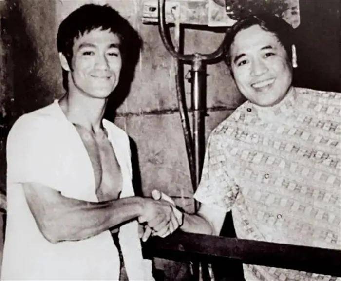 1973年，楚原（右）的《七十二傢房客》打破票房紀錄，壓過嘉禾李小龍（左）的風頭。