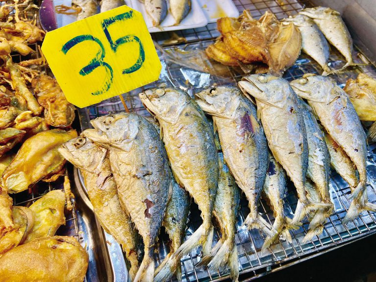 傳說中的美食「歪頭魚」，35泰銖就可買到！