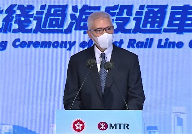 歐陽伯權說，希望隨著東鐵綫過海段帶來的方便，帶動地區和香港整體經濟發展。