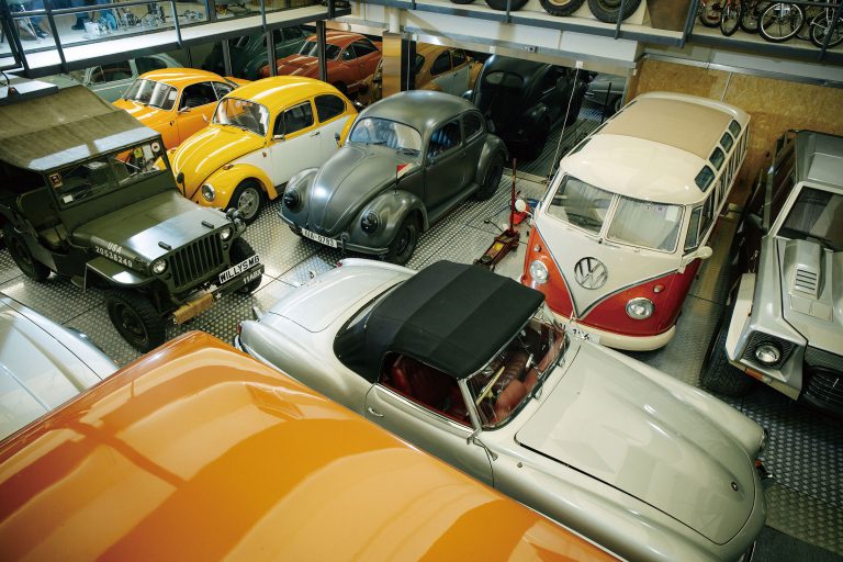 香港有不少珍貴的古董車藏品，數量在亞洲數一數二。