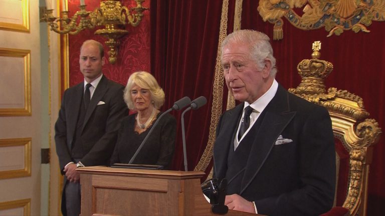 查理斯三世今後要面對王室團結和英聯邦脫英化挑戰。