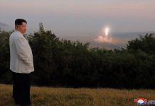 北韓試射導彈金正恩督師　「和敵人沒甚麼好說」