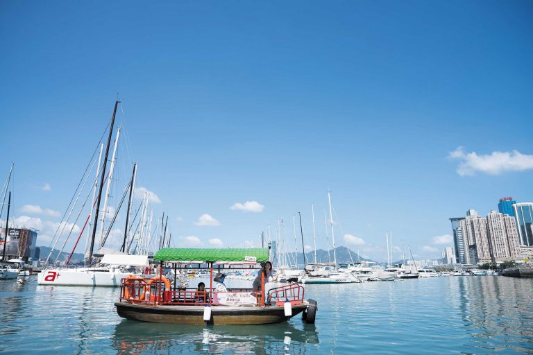 Walla Walla歷史文化遊導賞，會環繞銅鑼灣避風塘穿梭。