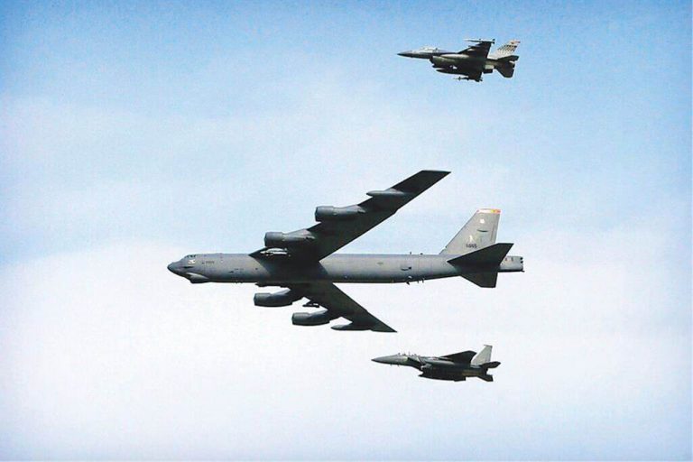 美國空軍空中機動司令部司令向部屬發傭忘錄，稱美中兩年內必有一戰。
