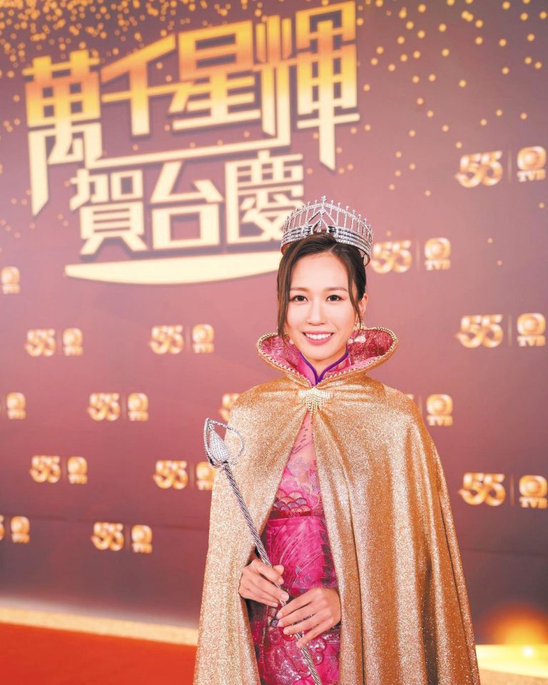 何沛珈去年參加《香港小姐再競選》並勇奪冠軍。