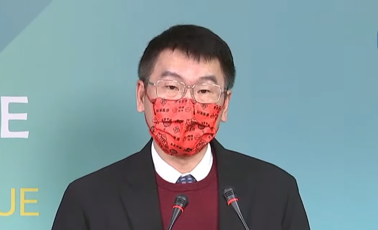 陸委會副主委梁文傑宣布有關決定。﹙互聯網﹚