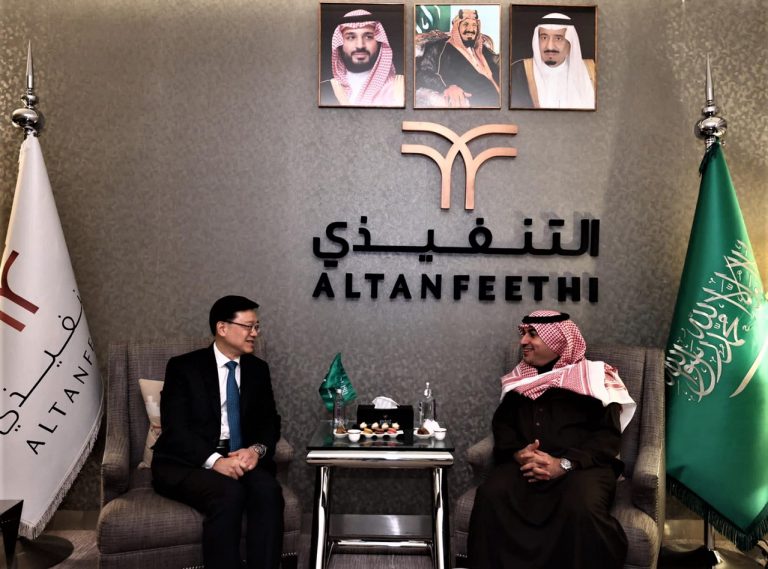 李家超指，在沙特逗留期間，會到訪國營石油企業沙特阿美，解釋香港優勢，鼓勵公司來港上市。