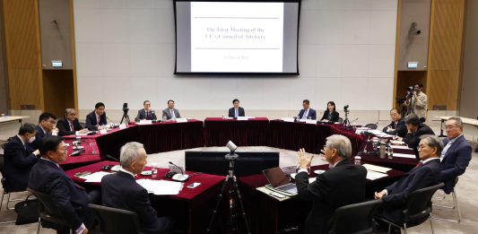 特首顧問團今舉行首次會議
