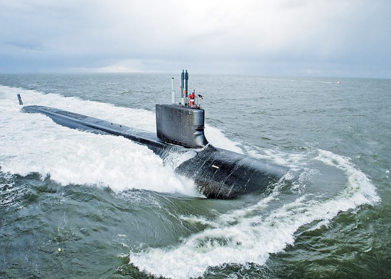 澳洲計劃於2030年代向美國購買最多5艘核動力潛艇，並與英美合作打造一款新的核動力潛艇。