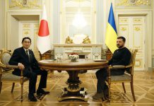 日首相岸田文雄「快閃」烏克蘭會晤澤連斯基　俄轟炸機一度飛近日本海