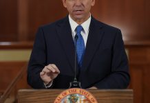 佛州州長德桑蒂斯宣布參選總統　與特朗普爭共和黨提名