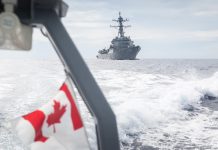 美加軍艦穿越台海　解放軍組織海空兵力全程警戒