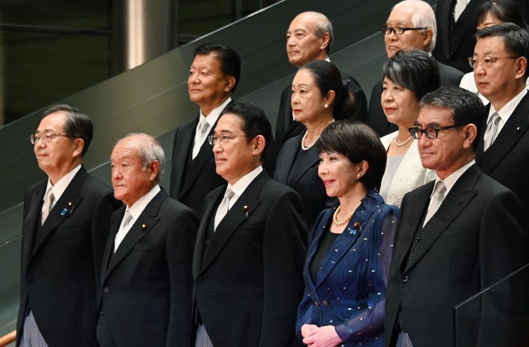 據日本傳媒公布最新的民調顯示，岸田內閣的支持率降至25%的新低。(日本首相府Twitter)

