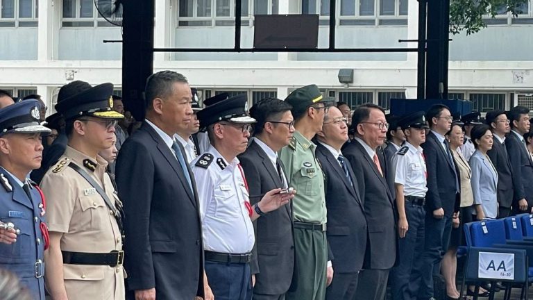 警隊會操，政務司司長陳國基、保安局長鄧炳強，以及解放軍駐港部隊代表等均到場出席。
