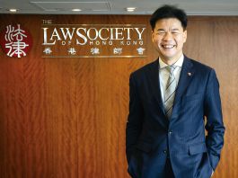 【法治先鋒】（1）黑暴期間守法觀念一夜消失　香港律師會副會長湯文龍　促成學生與紀律部隊交流　重建青年法治意識