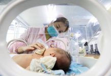新生兒派兩萬元　首月最少761嬰「收利是」