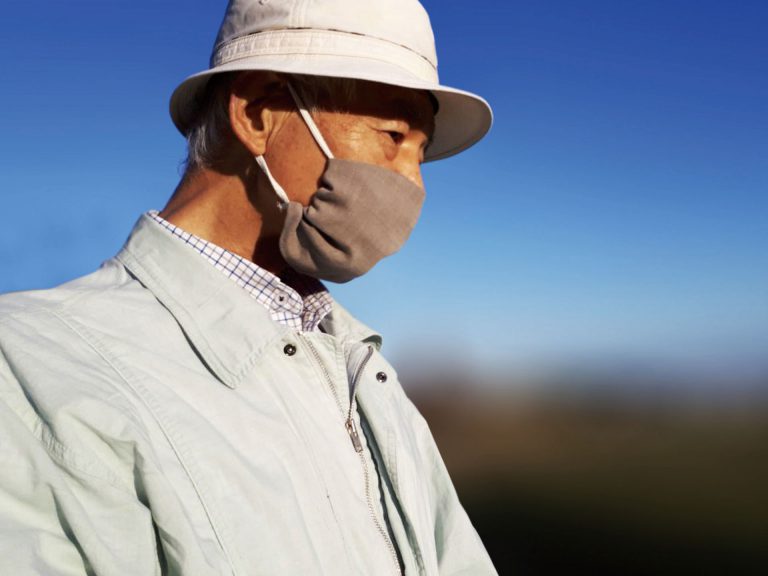 免疫力較差人士，出外時最好戴上口罩，減低染病機會。