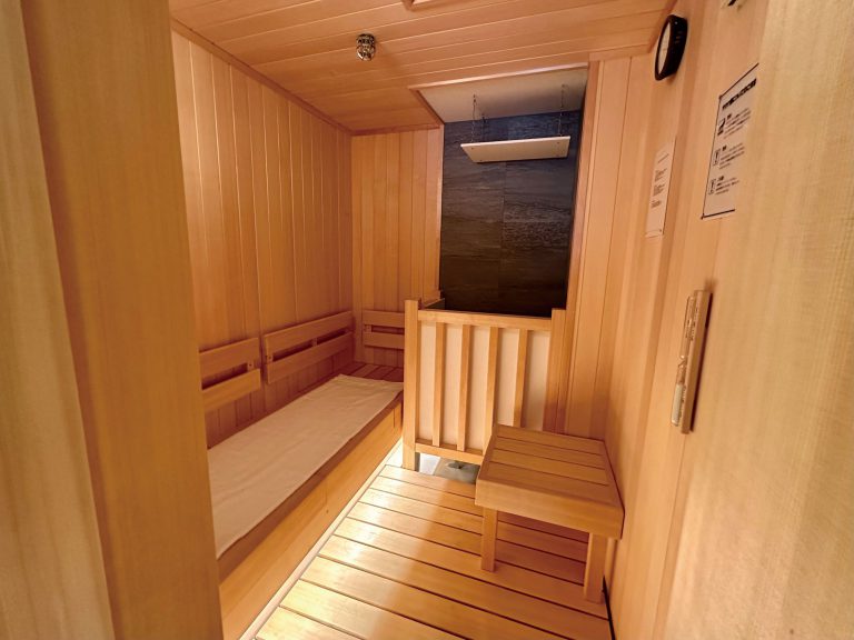 最頂級的客房配有獨立桑拿浴室，低調中顯奢華。