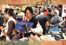 香港仍未具備條件開拓消費稅　文：朱家健