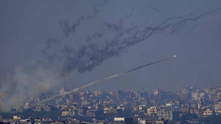 以軍發射導彈，恢復對加沙的巴勒斯坦襲擊。