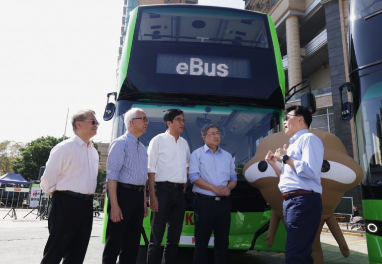 九巴目前已有82部電動巴士，電巴累積行駛里數已突破200萬公里。