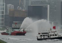 李家超歡迎「雪龍2」號極地科學考察破冰船訪港