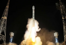 北韓證實衞星發射失敗　火箭升空2分鐘後在半空中爆炸