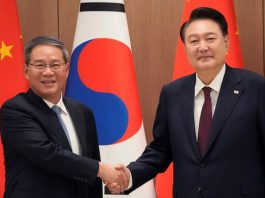 李強抵首爾出席中日韓三方領導人會議　率先與尹錫悅會談