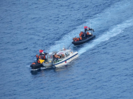 菲律賓指中國海警仁愛礁衝撞菲船　中方：說法顛倒黑白、倒打一耙