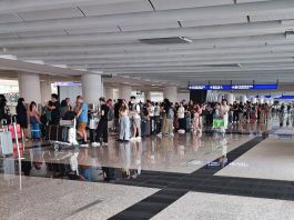 微軟系統全球死機　香港機場受影響　航空公司改人手辦登機手續