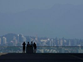 加拿大移民局積壓大量個案未處理　港人救生艇保守估計審批需約4年