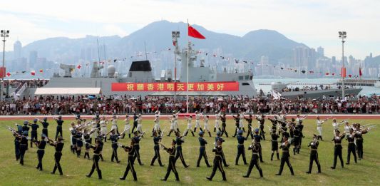 解放軍駐港部隊發表新春賀詞　祝港人喜樂安寧