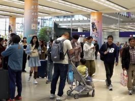 新春假結束大批外出度歲港人回港　羅湖口岸一度迫滿人潮