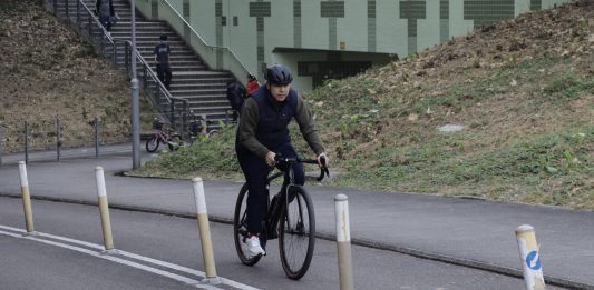 【騎行安全】有「路權」非「大晒」　單車行馬路須守法禮讓