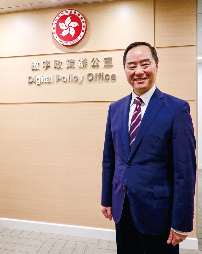 開展人工智能服務,助公務員處理文書。
