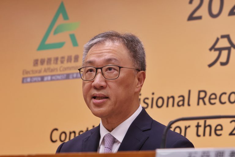 陸啟康表示,河套的發展可以非常迅速,現階段應該做好準備,將河套區列入地方選區。(中通社)