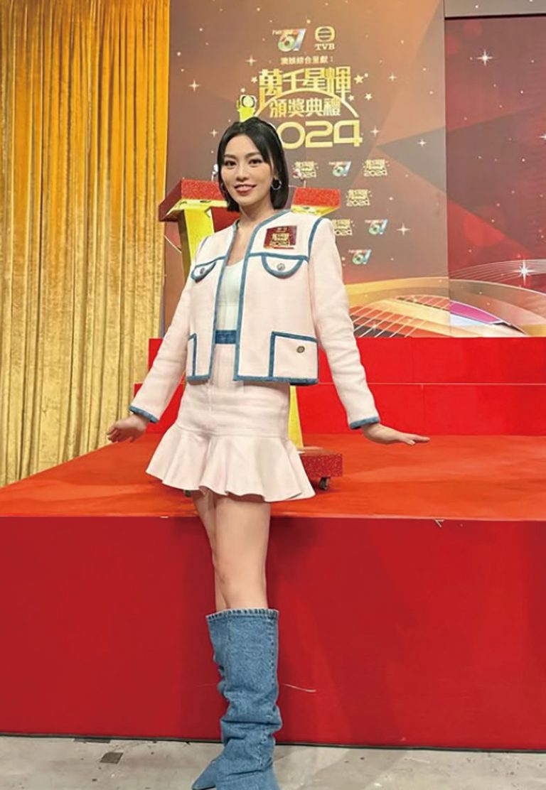 早前獲提名「飛躍進步女藝員」獎,算為自己的事業有些交代。