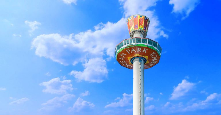 海洋公園表示,已向機電工程署匯報事件,並將暫停運作「海洋摩天塔」至另行通告。(海洋公園網頁)